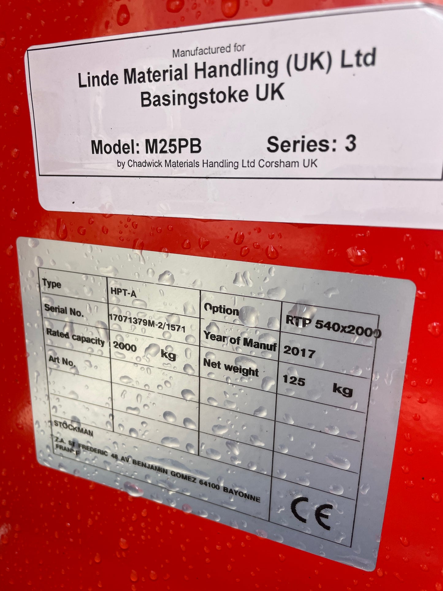 LINDE 2 mtr Long pallet truck - 2 tonne 2017 Model With Hand Brake