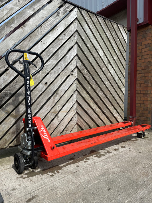 LINDE 2 mtr Long pallet truck - 2 tonne 2017 Model With Hand Brake