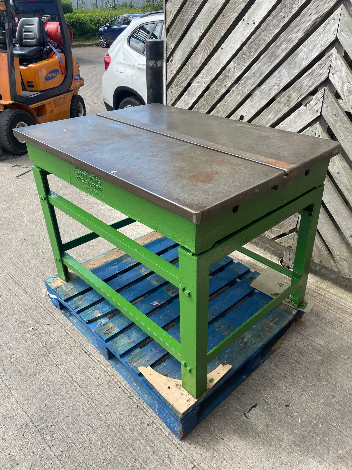 Engineers Cast Iron Surface Plate Setting Out Table