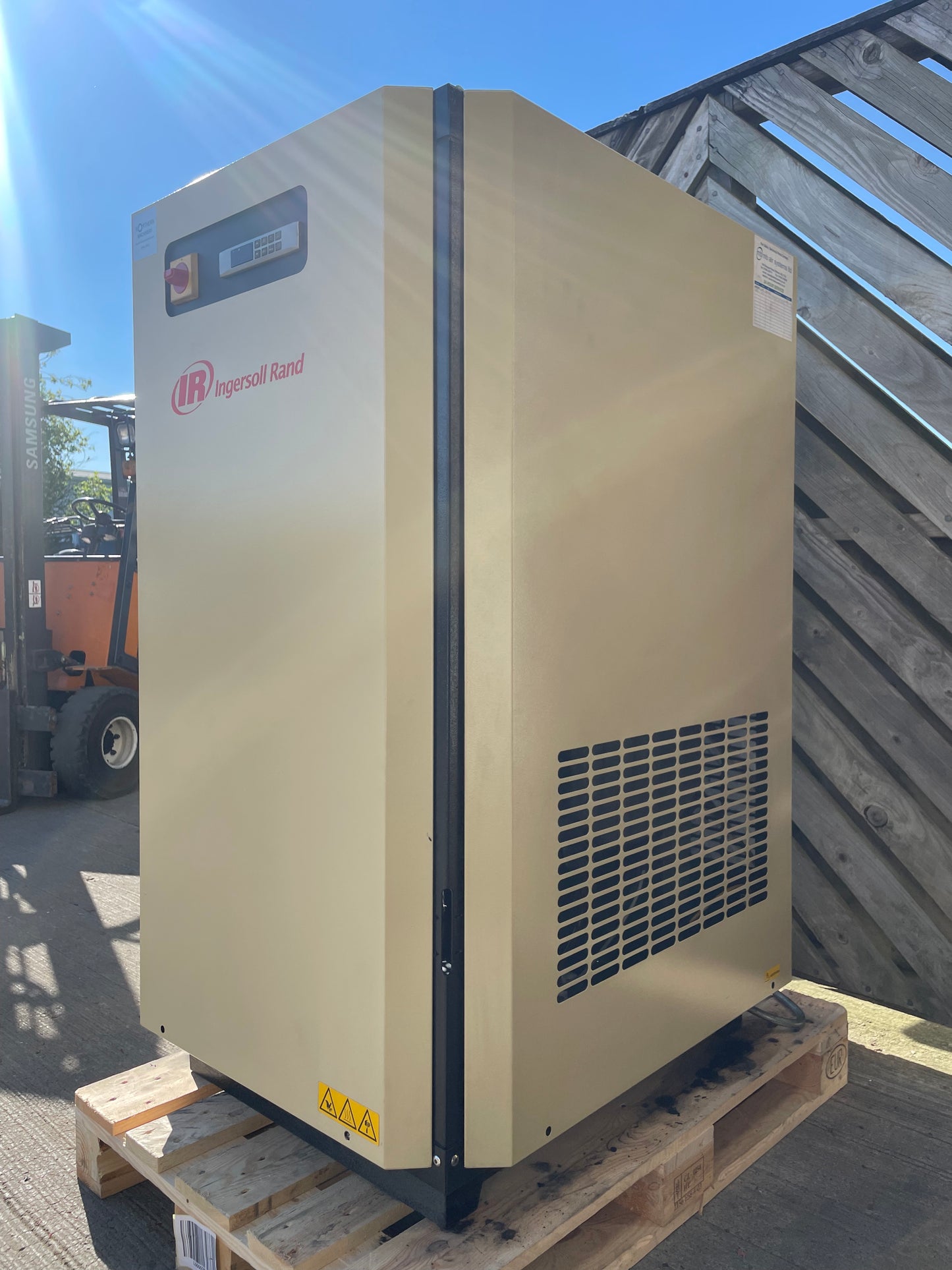 Ingersoll Rand Refridgerant Compressed Air Dryer DA130IN-A   (2022) 700cfm