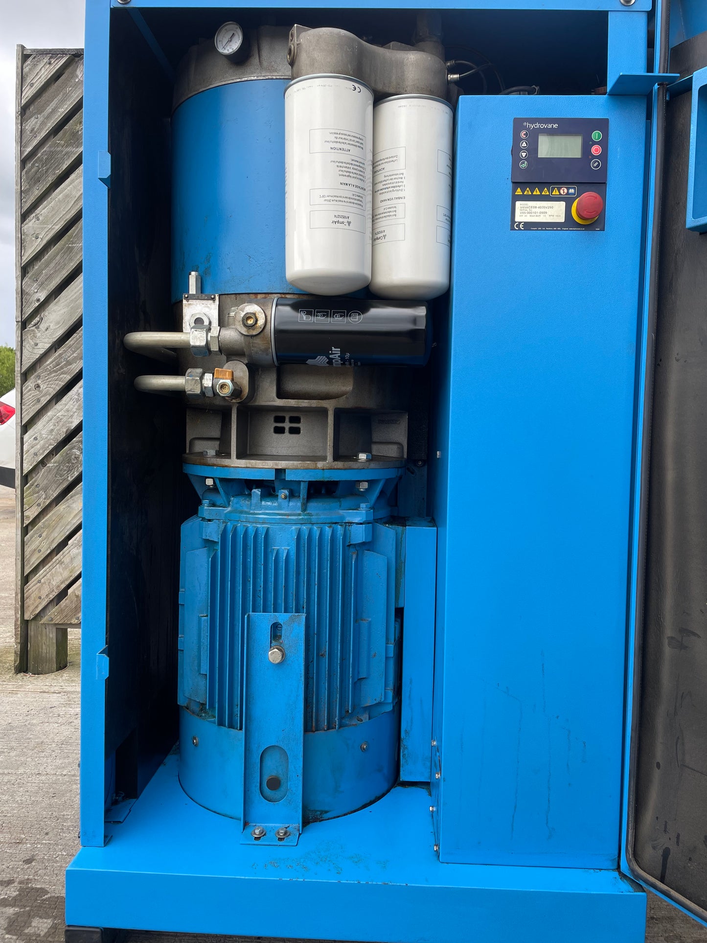 Hydrovane HV45RS 45KW  267cfm  Air Compressor-SERVICE HISTORY- Grit Blasting