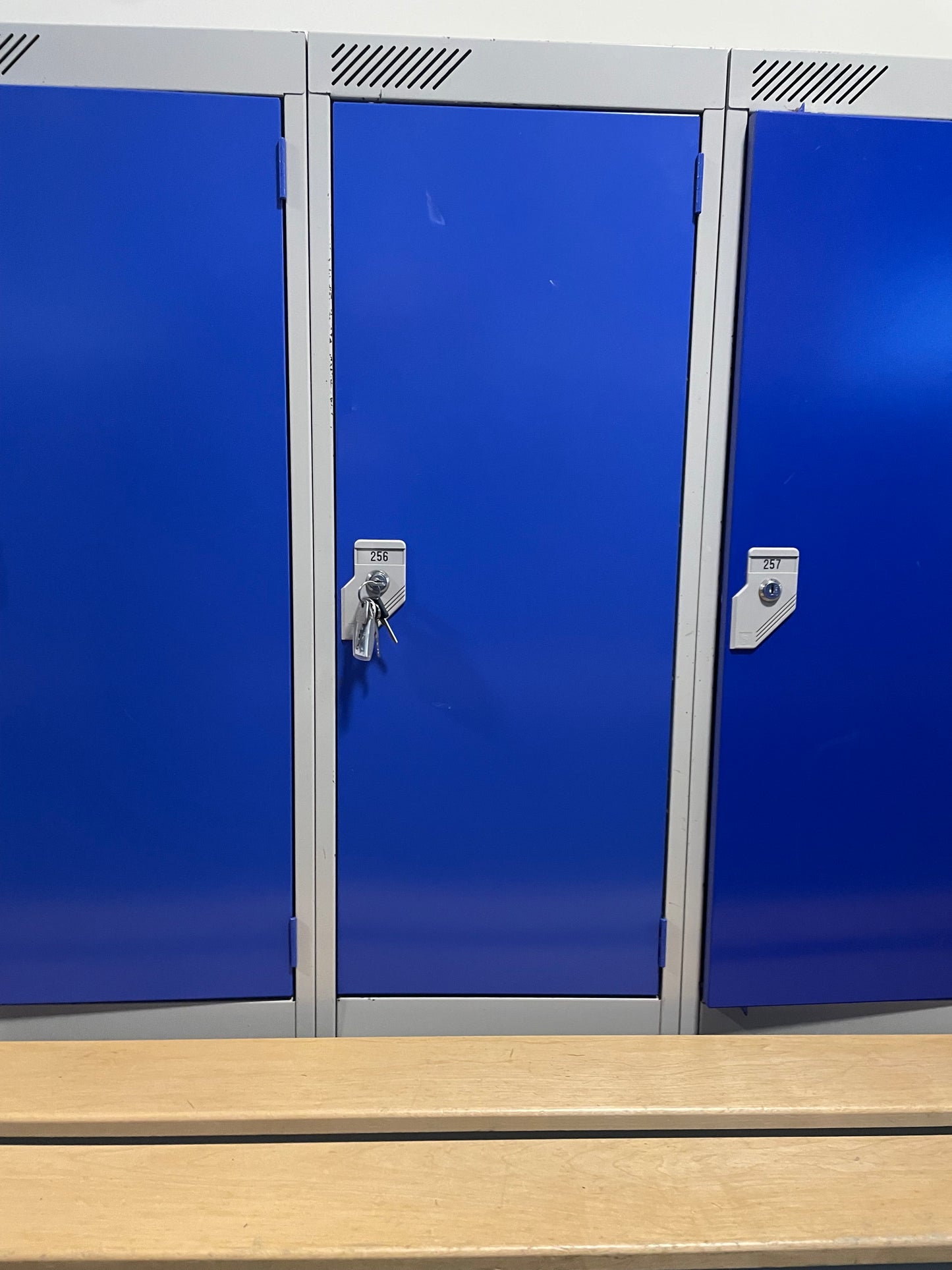 3X single door Lockers includes bench - Steel Staff Locker Gym Changing Room