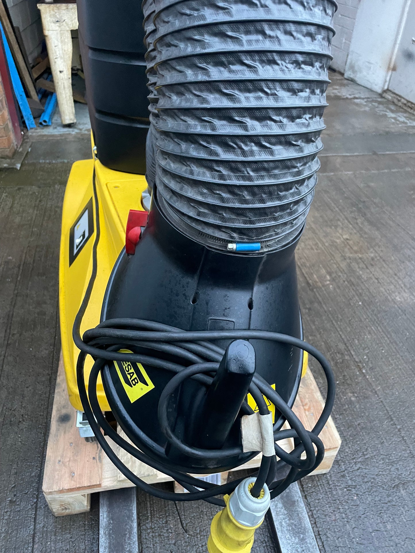 ESAB OrigoVac 110v Mobile filter cart welding Fume Extractor , TESTED TILL 08