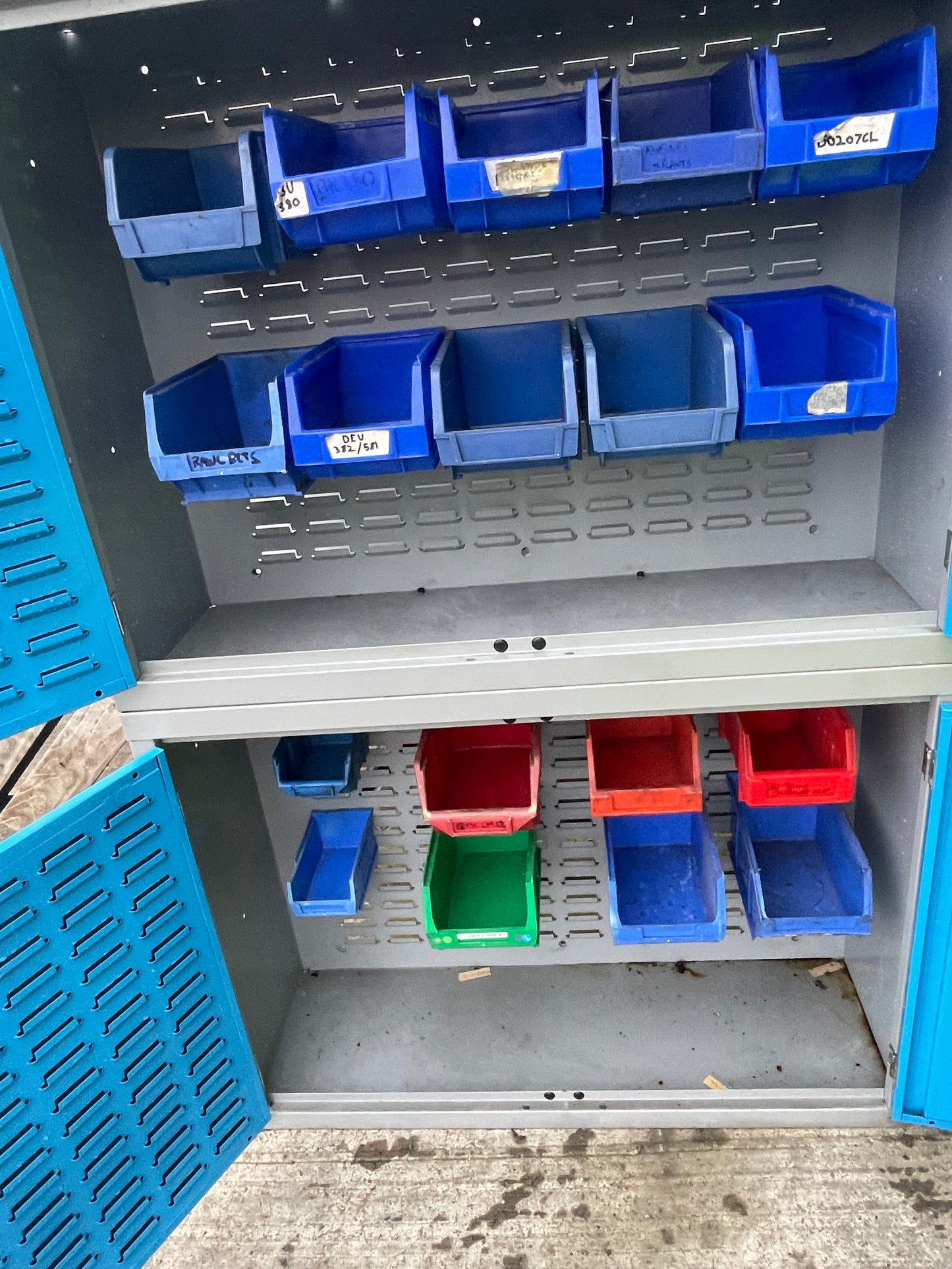 Tote Bin Storage Mechanics Cabinet