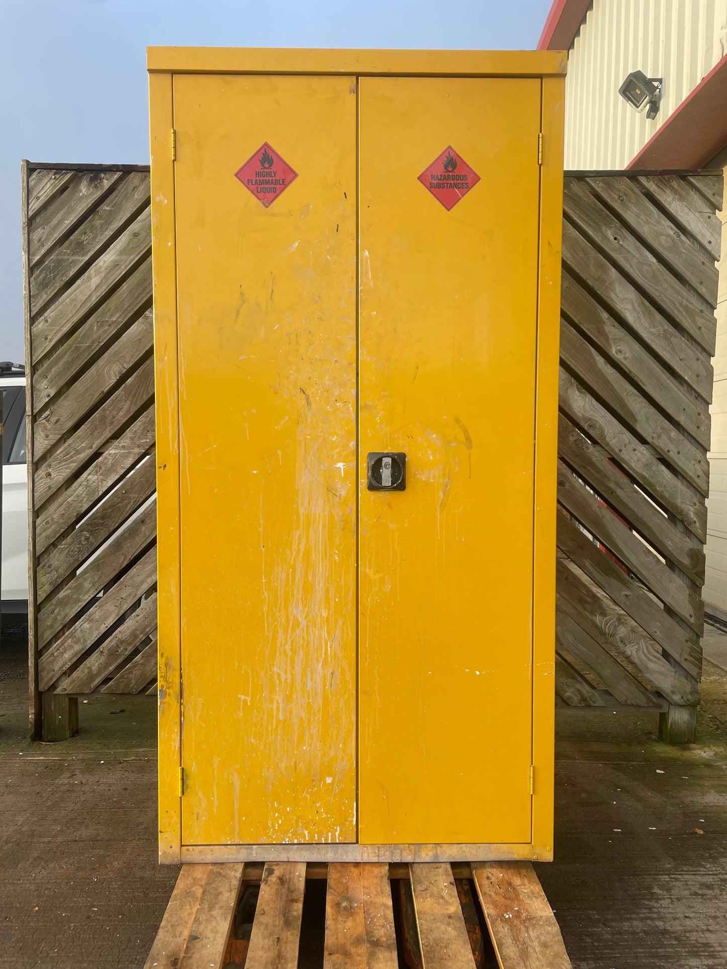 Hazardous Substance Cabinet - TWO DOOR CABINET