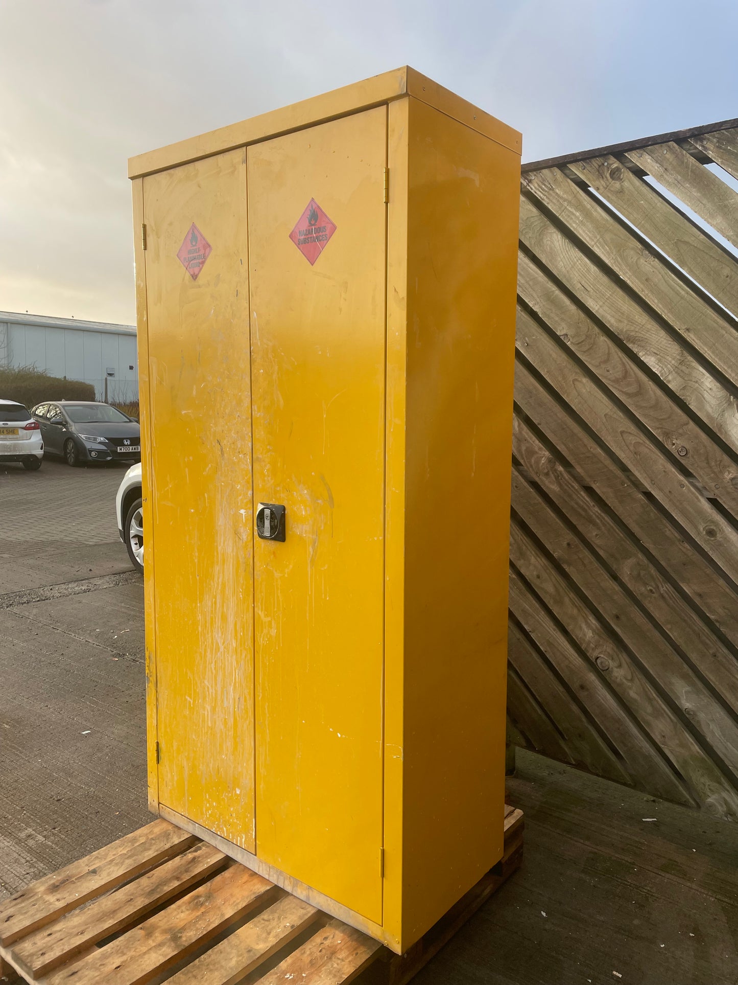 Hazardous Substance Cabinet - TWO DOOR CABINET